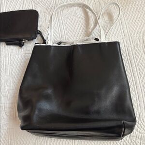 Black and White handles Leather Tote Bag